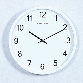 现代简约挂钟静音圆形家用客厅钟表大气北欧时钟创意卧室挂墙石英白色