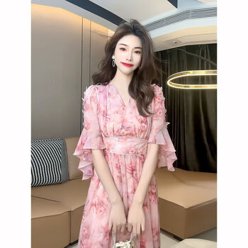 服饰内衣>女装>连衣裙>名物论>名物论女士衣服时尚女装30岁性感高级感