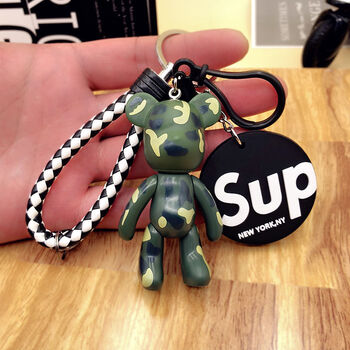 fgacct潮牌supreme汽车女暴力熊挂件钥匙链女男女款情侣包包挂件黑白