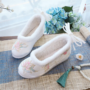 盛绾汉服鞋子女加绒加棉古风复古秋冬季节新款布鞋古装加厚学生绣花鞋