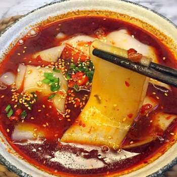 甘肃定西特产正宗手工纯土豆粉流汁大宽粉火锅麻辣烫砂锅粉条袋装大宽