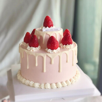 萌达人新鲜草莓生日蛋糕网红创意定制送女友闺蜜女神新鲜现做水果下午