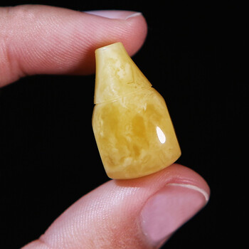 心佑西施壶佛头天然原矿俄料鸡油黄白花蜜蜡三通佛头小金刚星月百香籽