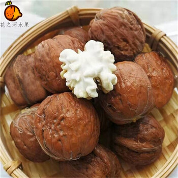 鲜核桃薄皮新鲜手剥核桃嫩香湿核桃去青皮孕妇生嫩核1斤