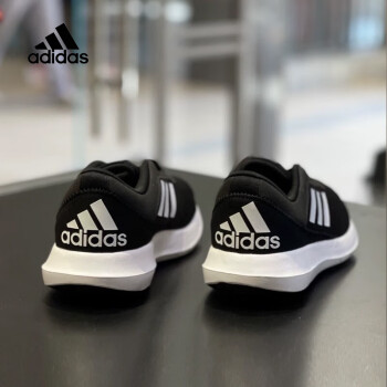 ϴ˹ adidasܲЬЬ2023ﶬ¿˶Ьĳ͸ʱЬ FX3581ڰ 43