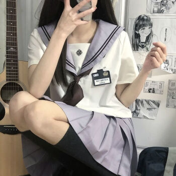 女生水手服写真图片