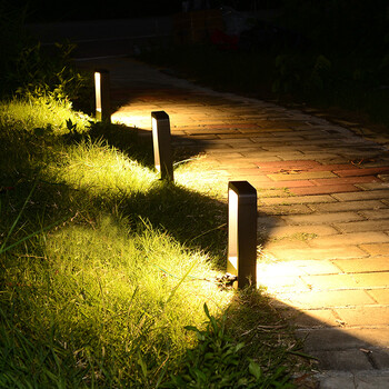 户外防水草坪灯小区公园别墅庭院花园灯亮化照明led超亮现代简约插地