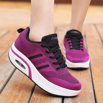 abcyeef新款透气飞织气垫摇摇鞋妈妈中老年鞋舒适悦舒锐九abcyeef黑玫