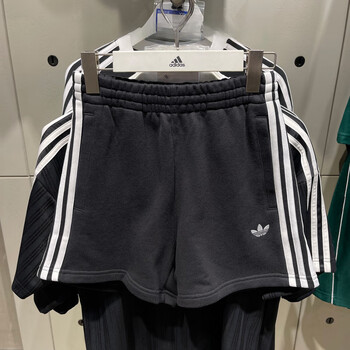 阿迪达斯adidas三叶草女子针织短裤三条纹宽松透气五分裤jw5109jw5109