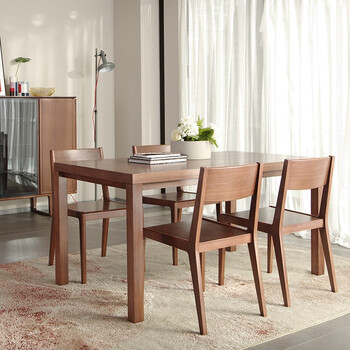曲美家居 实木贴面餐桌 环保家具北欧现代简约餐厅实木腿饭桌 1600*