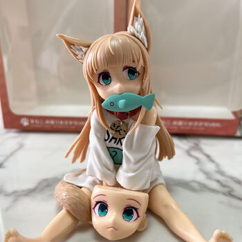 万代(bandai)坐姿美少女黄豆粉 坐着吃鱼 猫娘模型动漫二次元桌面摆件