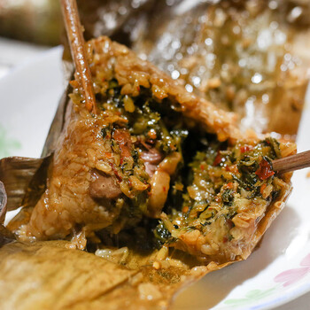 鲜有志浙江衢州龙游芋头粽梅干菜雪菜端午粽子农家手工辣味粽子网红