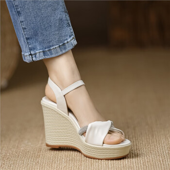 他她丫头手工女鞋10cm坡跟凉鞋增高防水台时尚夏季牛皮矮个新款米白色