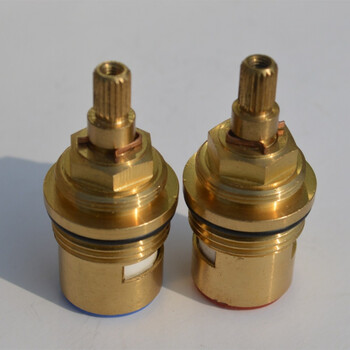 淋浴花洒82982伐芯十字把手冷热水6分铜阀芯陶瓷片g3/4牙暗装阀芯