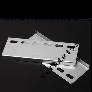 镀锌线槽配件电缆桥架连接片镀锌线槽连接板桥架配件507510015100连接