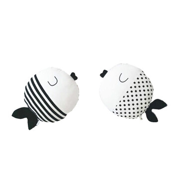 接吻鱼抱枕 对嘴鱼亲吻鱼亲嘴鱼抱枕 ins同款北欧靠枕一对情侣抱枕 一