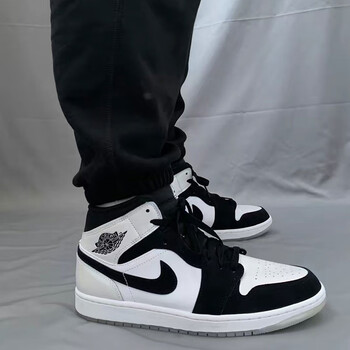 耐克nikenikeairjordan1midaj1黑白熊猫男女板鞋黑灰白影dh6933100405