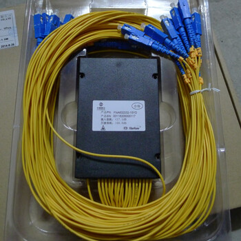 1分16  sc/upc 盒式  尾纤式 方头分光器 光分路器