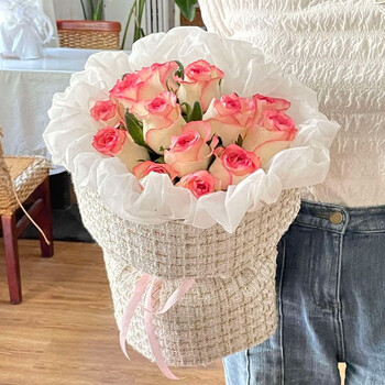 花芊居广州小香风玫瑰花束送女友鲜花速递同城深圳上海全国生日配送