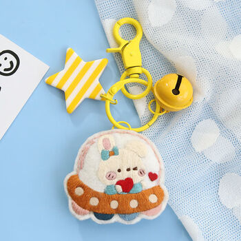 符手工diy刺绣材料包不织布情侣钥匙扣挂件送男友卡通福手工饰品