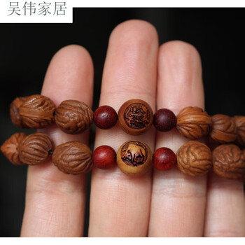 2022 新 款(kedi)2022 新 正宗野生红皮小桃核手链虎年手串桃木十二