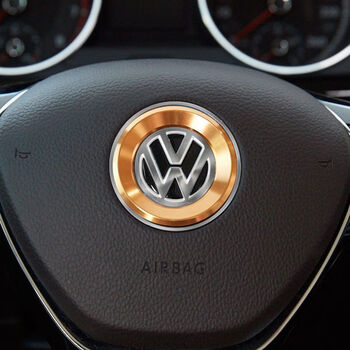 适用于大众poloplus方向盘改装亮片菠萝车标装饰贴汽车内饰用品方向盘