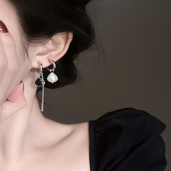 卡古兰「黑白珍妮」古怪可爱不对称蚊香盘耳夹无耳洞女流苏耳饰耳环 