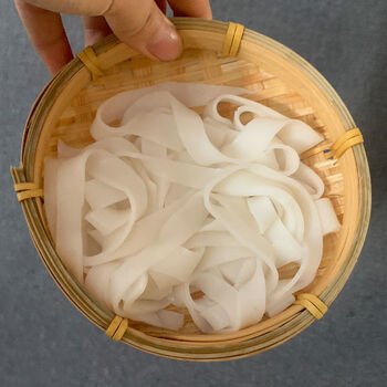 5斤新鲜宽粉-已切好 酸豆角 剁椒