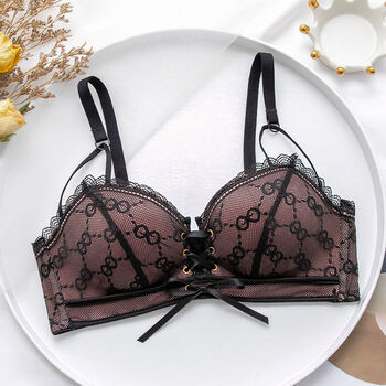 绑带内衣女拉绳聚拢小胸加厚文胸无钢圈无痕性感迷人韩版胸罩套装黑色