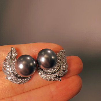 呵彩深海珍珠耳钉设计感时尚气质贝珠大溪地黑女圆耳环银针圆耳环银针