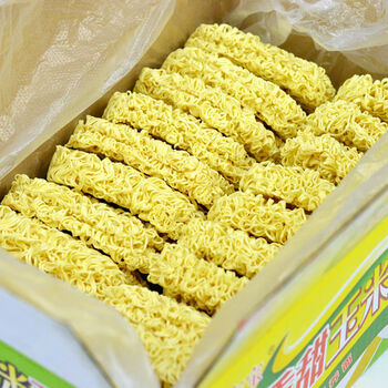 广东新鲜散装玉米面大碗营养面条整箱方便面火锅鸡蛋粗粮面 3.