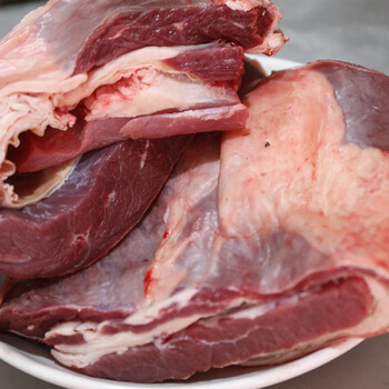 甘肃特产肉新鲜现杀生牛肉冷冻牛腿肉牛排4斤白牦牛牛腩