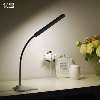 
                                        出口日本优显led护眼台灯 ins小红书学生书桌学习阅读调光 儿童书房卧室宿舍床头 现代简约极简风格 黑色 3档调光                