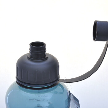 
                                                                                富光动感滤叶太空杯(500ml~2800ml) 超大容量巨无霸户外水瓶子大号泡茶大水杯 茶色 2800ml FGA-1337                