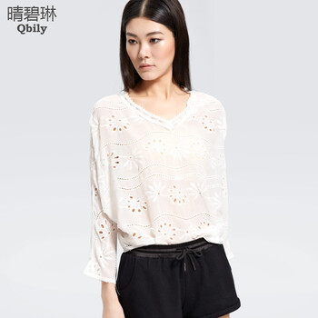 晴碧琳新品女装 蕾丝花边V领宽松蝙蝠袖绣花镂空雪纺衫 白色 L