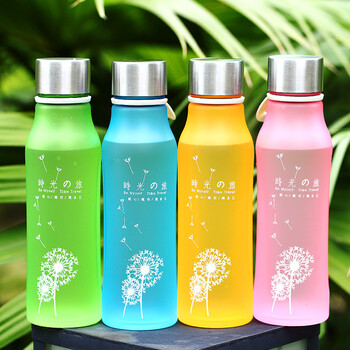 
                                        印象随行 创意杯子带盖茶杯便携塑料随手杯可爱水瓶学生情侣磨砂运动水杯大容量水杯600ml 郁金色                