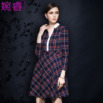 
                                        婉睿女装春装新款时尚立领格子显瘦气质长袖A字裙针织连衣裙淑女款 黑格 XL                