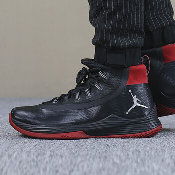 nike耐克男鞋2018春秋新款巴特勒实战战靴透气训练运动篮球鞋914479