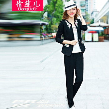 情莲儿 2015女春秋装新款韩版蕾丝小西服修身休闲套装三件套大码女装潮 大红色 XL