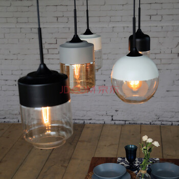 
                                        【KC灯具】loft美式复古餐厅灯北欧餐厅吊灯创意客厅咖啡厅灯艺术灯单头 D2010-BK黑-含小笛灯泡                