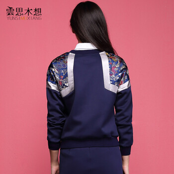
                                        云思木想时尚中国风女王范时尚织锦拼接长袖卫衣潮牌上衣女20379 宝蓝 L                
