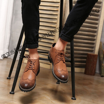 新款秋季休闲工装靴复古布洛克男鞋潮黑色英伦短靴子马丁靴男 棕色 40