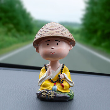 可爱卡通创意汽车摆件摇头小和尚公仔玩偶汽车个性车载车内饰品 舍得