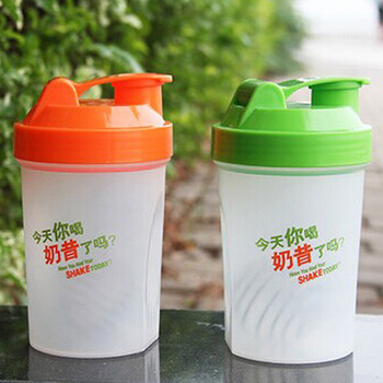 
                                        工尚坊 创意蛋白粉PP材质防漏水杯学生运动塑料摇摇果汁 果酱 搅拌 鸡蛋杯 搅拌杯 绿色                