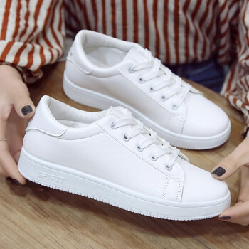 春秋新款小白鞋女学生运动鞋大童百搭平底休闲女鞋初中生白色板鞋