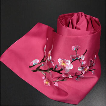 围巾真丝刺绣梅花绣花桑蚕丝披肩 女秋季长款出国礼品 红色