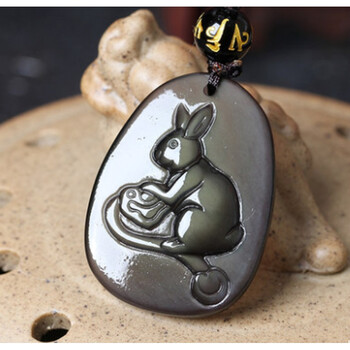 增庆堂玉兔抱瓶属狗2018本命年吉祥物吊坠彩虹眼黑曜石 款2配珠链