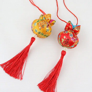 端午挂脖香包香囊香袋端午节随身驱蚊小香囊包丝绸刺绣挂脖石榴花