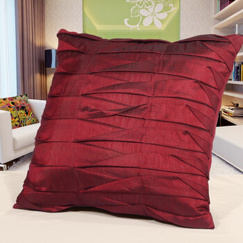 艾薇  家纺床品  原创个性 手工抱枕 沙发靠枕含芯  百折裙红43*43CM