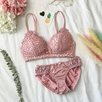 韩版蕾丝裹胸无钢圈聚拢文胸性感胸罩套装学生内衣内裤两件套女士